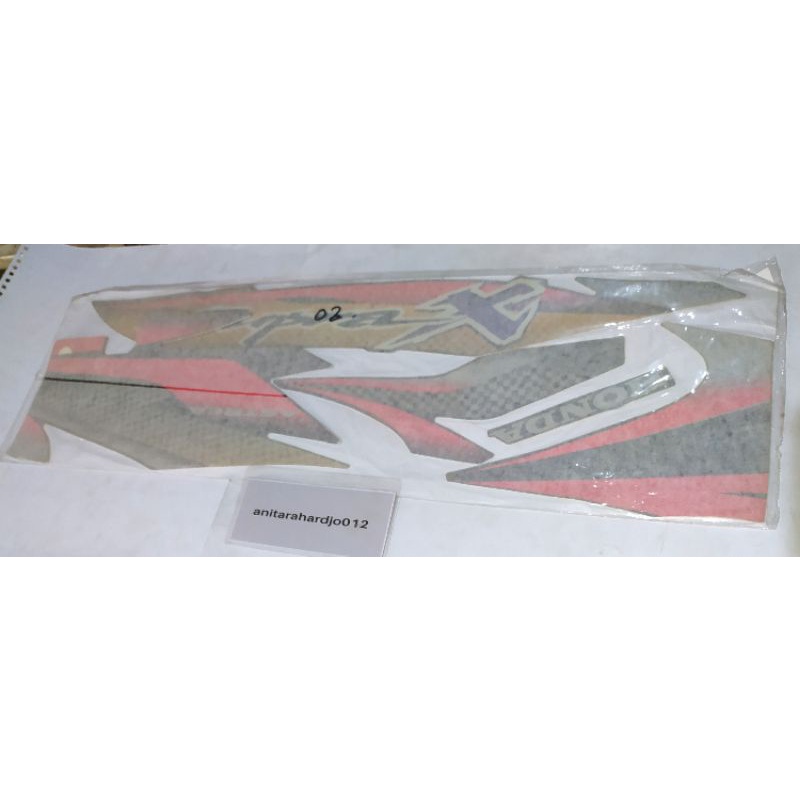 Striping Body Honda Supra X Tahun 2002