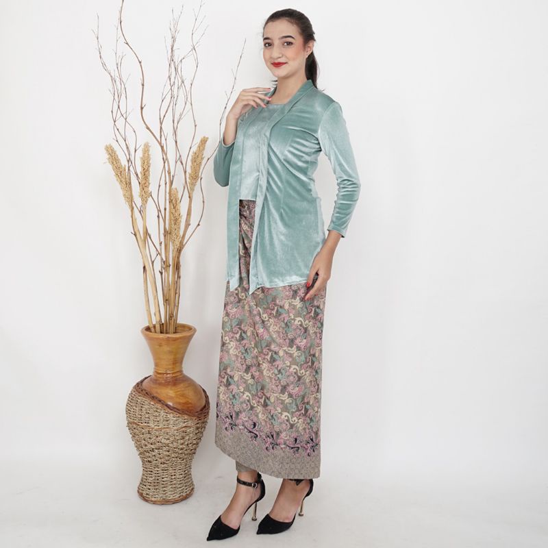 Kebaya Kutubaru Bludru Premium