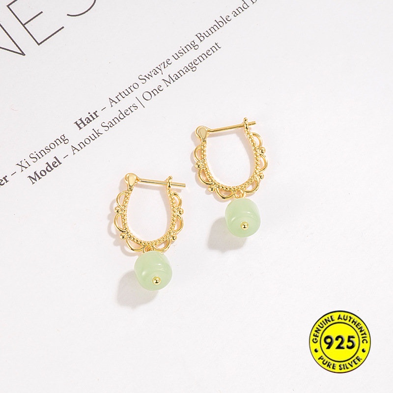18k Emas Vintage Hetian Jade Earrings Wanita Gaya Pengadilan Anting Bermutu Tinggi U1169