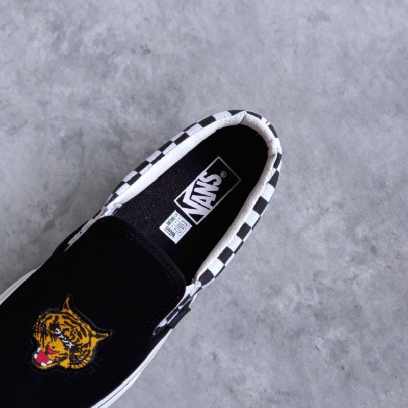 VANS SLIP ON TIGER CHECKERBOARD BLACK WHITE