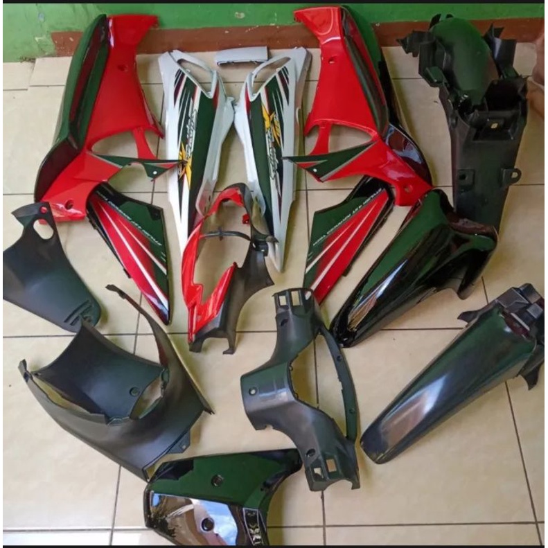 Full body Supra X 125 lama merah putih