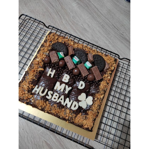 

Brownies cake birthday