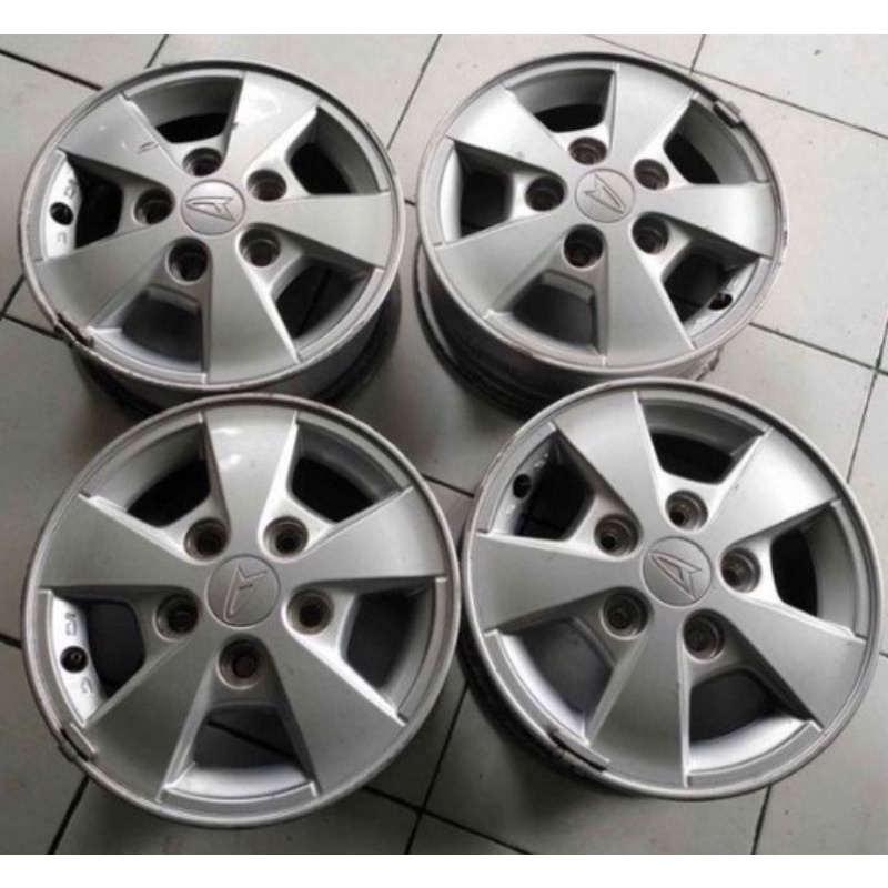 4 Velg r13 pcd 5x114 original daihatsu grandmax megacarry
