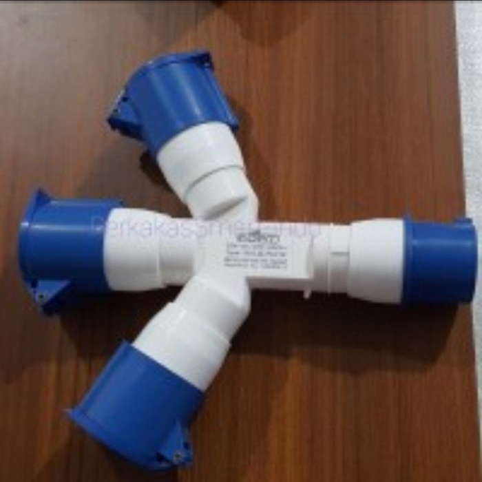 Adaptor Industrial Plug & Socket Cabang 3 16A Model Legrand