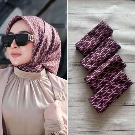 hijab voal motif denay VANILLA MAROON