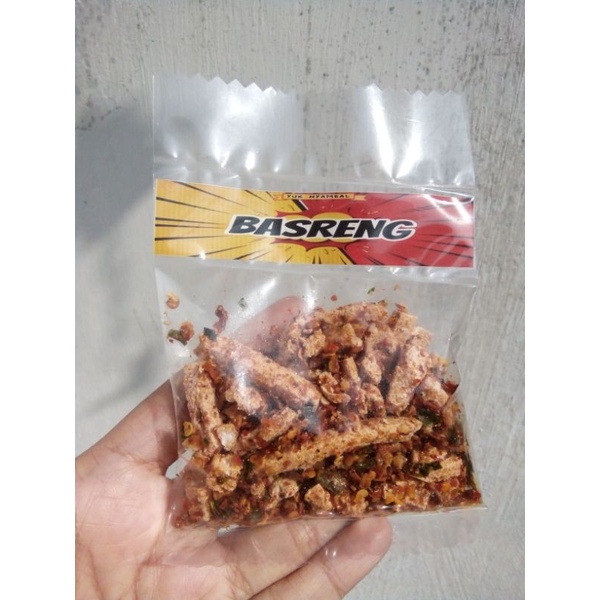 

Basreng Stik Pedas Daun Jeruk 2000an 10 pcs