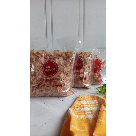 

Katsuobushi 250gr taburan takoyaki/abon ikan cakalang
