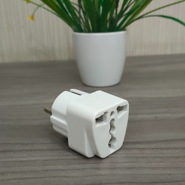 Kepala Charger Kaki 3 Colokan Sambungan Cesan Steker Casan Chargeran  Chasan Chargeran Travel Adaptor Lighting Lightning Iphon Aipon Ipon IP I phon  5/5s/6/6s/6+/7/7+/8/8+/X/Xs//XR/11/11PRO/12/Pro Handphone HP Tablet Laptop Notebook Universal HP30