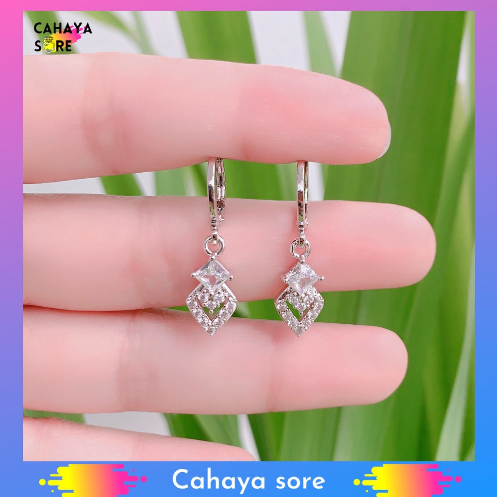 Anting Xuping Silver Anting Dewasa Model Clip Permata Mutiara AD30