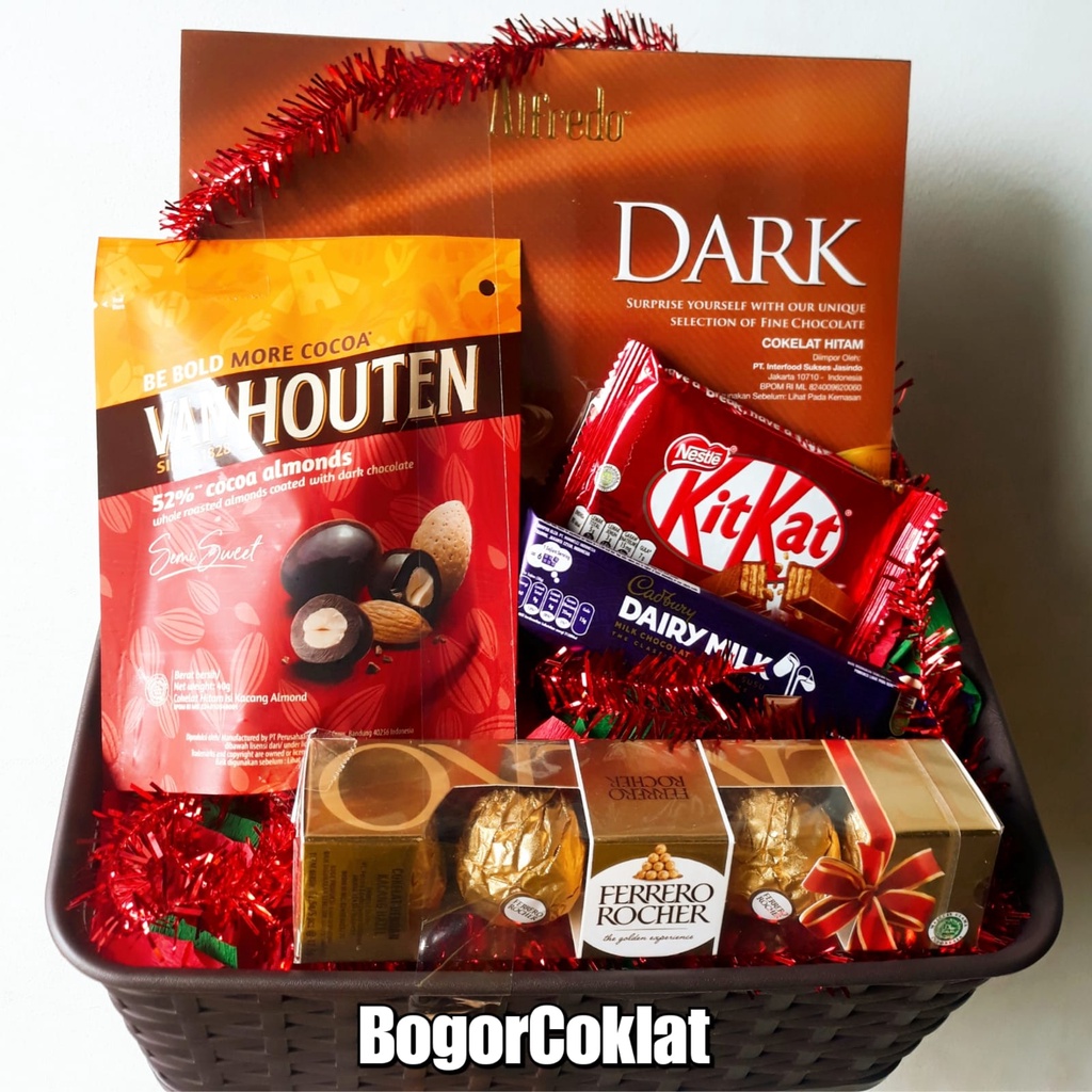 

Parcel Natal Tahun Baru Red