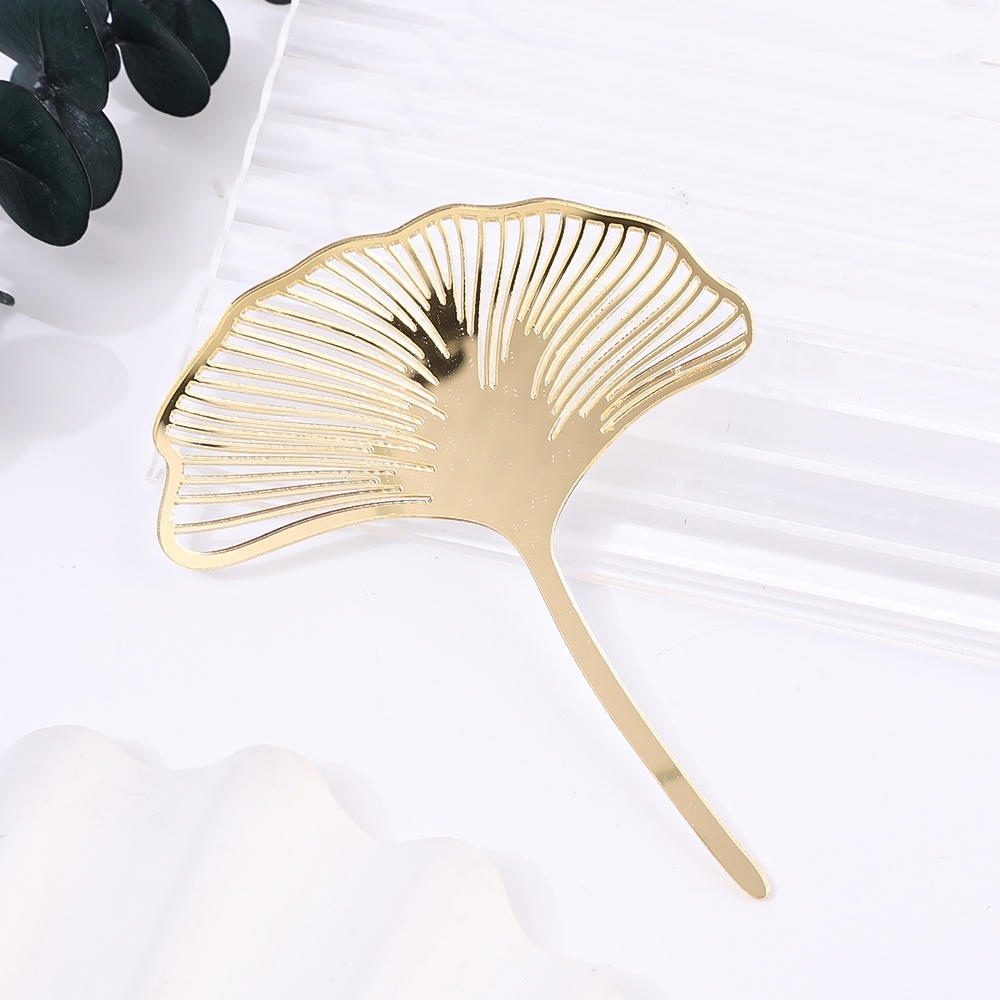 [Harga Grosir] Golden Akrilik Insert Card Ginkgo Leaves Cake Topper Muffin Ice Cream Ornamen Halus Dessert Decor Aksesoris Untuk Perayaan Pernikahan Ulang Tahun