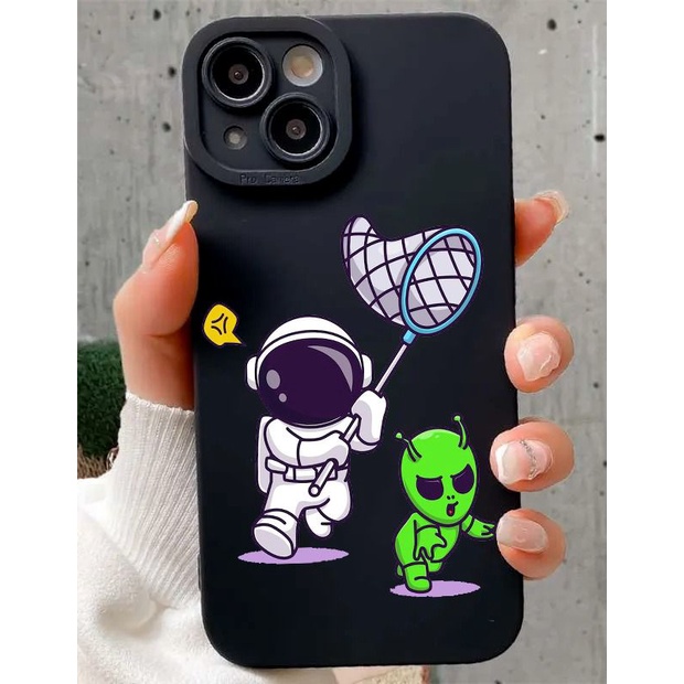 Softcase Motif Astronot CC33 for Oppo Realme 10 C1 C2 C3 C10 C11 C12 C15 C20 C20a C21 C21y C30 C31 C33 C35 U1 U2 2 5 5i 5s Narzo 20 30A 50a 50i