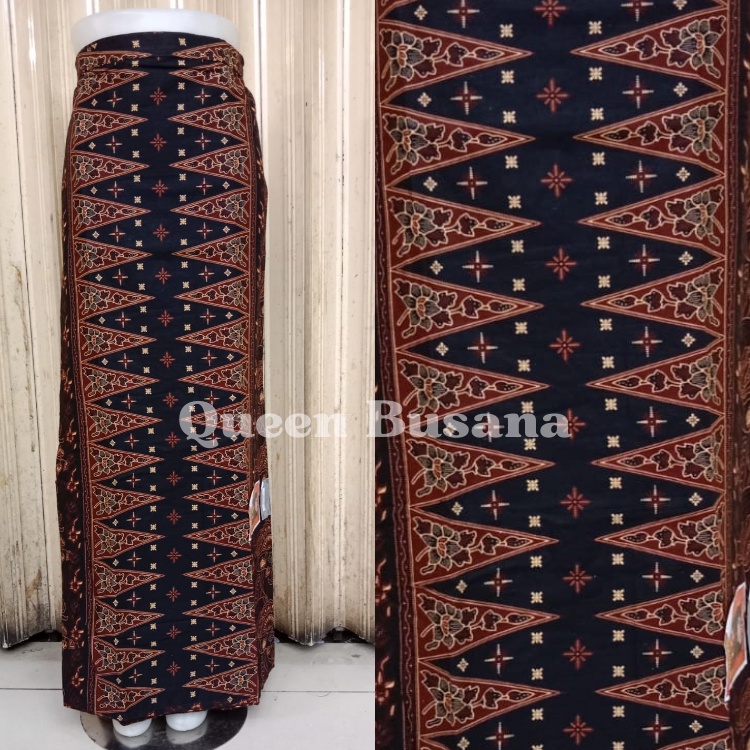 ROK TUMAPAL PUCUK REBUNG MOTIF SOGAN/ONDEL2 BAWAHAN KEBAYA ENCIM ROK ENCIM / ROK MOTIF BATIK / ROK K