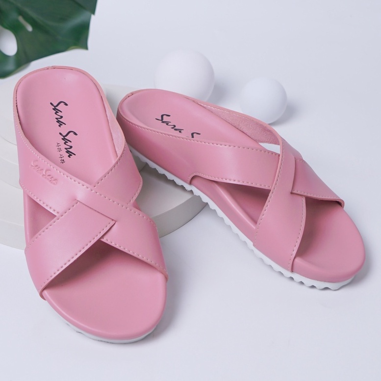 SARASARA YUK - Sandal Wanita Selop Empuk SARA SARA VIVI Sendal Cewek Wedges Platform Rumahan Hak Tinggi 2cm Model Silang 2 Size 36 37 38 39 40 Pergi Jalan Casual Santai Rumah Slop Warna Pink Soft Salem Premium Original Shoes ORI Mall Official Store