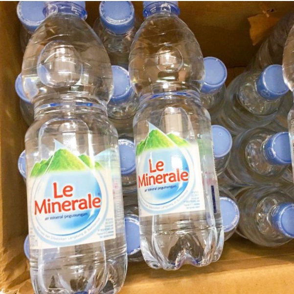 

LE MINERALE Air Mineral Botol 600ml