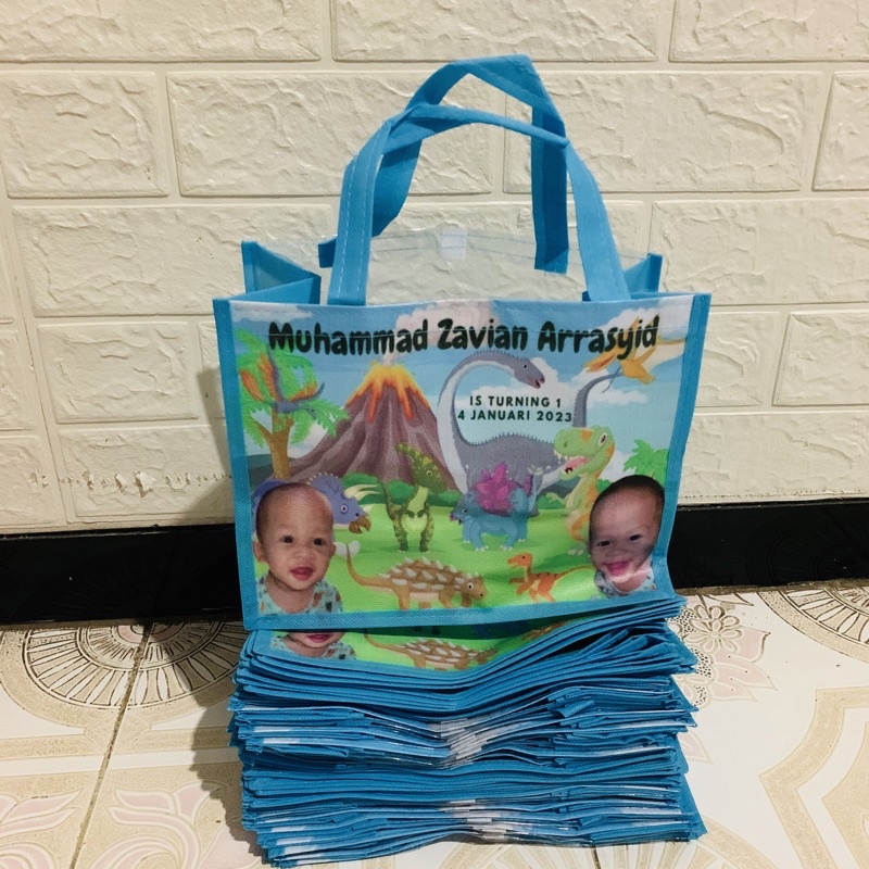 

Goodie bag mika FREE undangan / Tas ultah mika