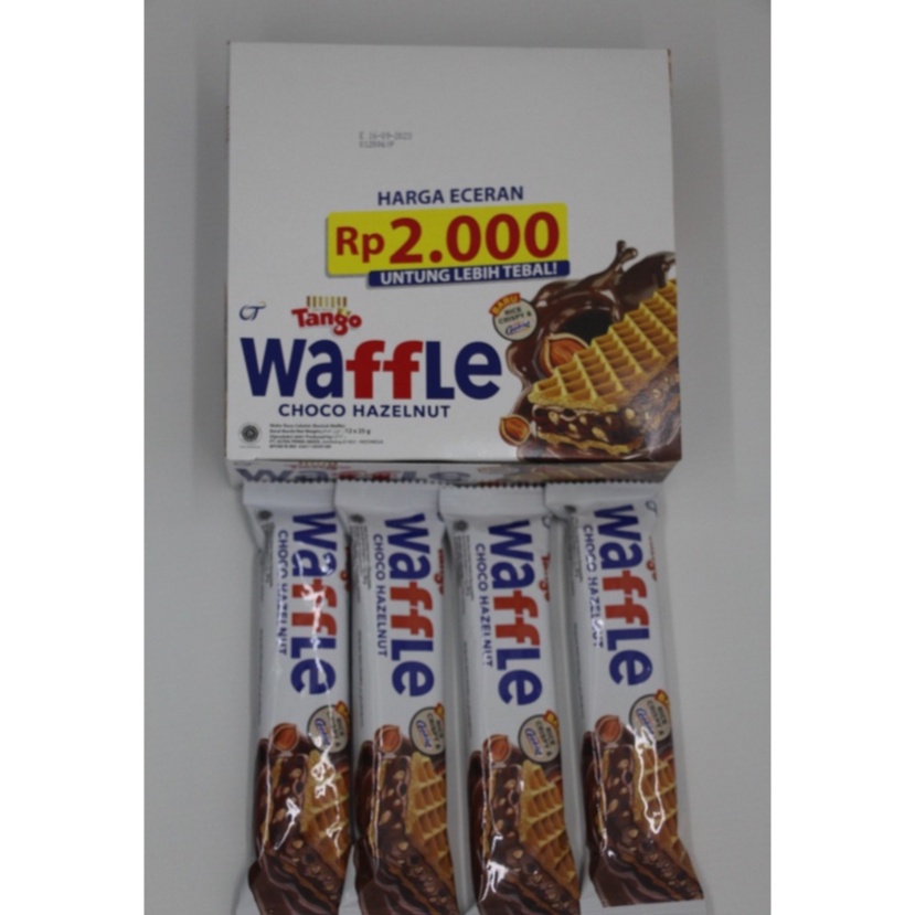 

Jajanan 1 box Tango Waffle Choco Hazelnut box isi 12 pcs