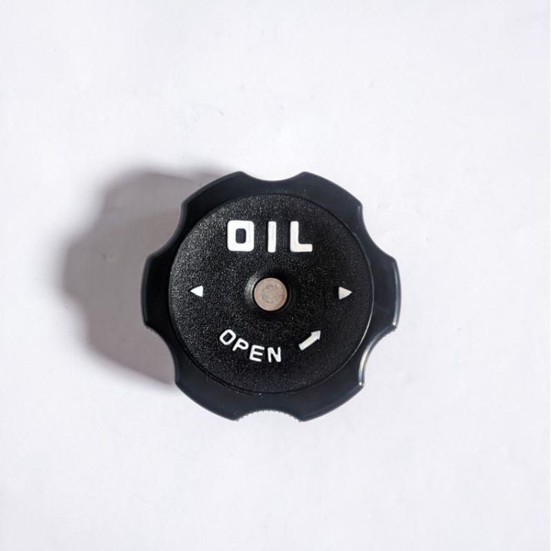 Tutup Oli Mesin L300 Canter 114/349