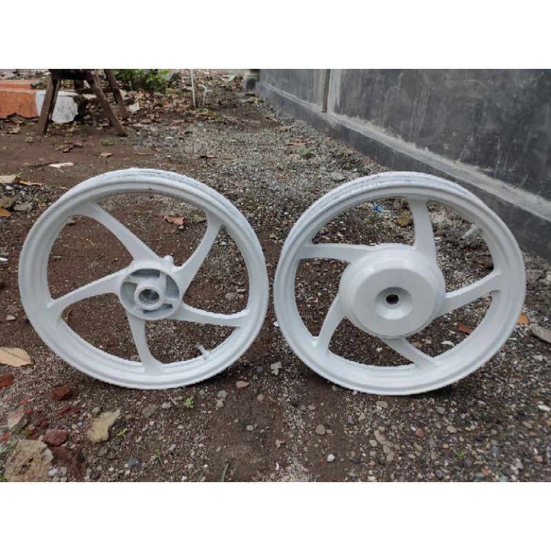 velg daichi alloy buat natic honda 110,scoopy beat vario 110 masuk siap pake
