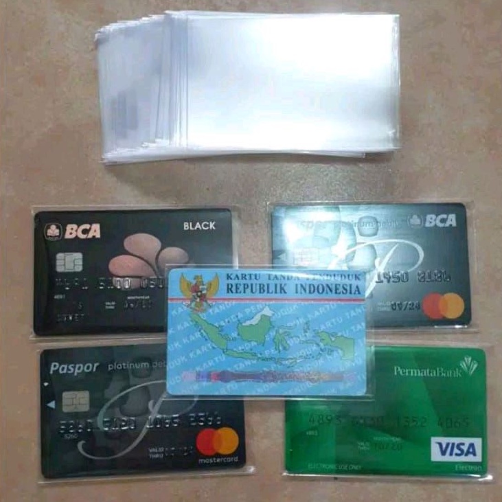 

Bunets Plastik Mika Pelindung Kartu Atm Dll
