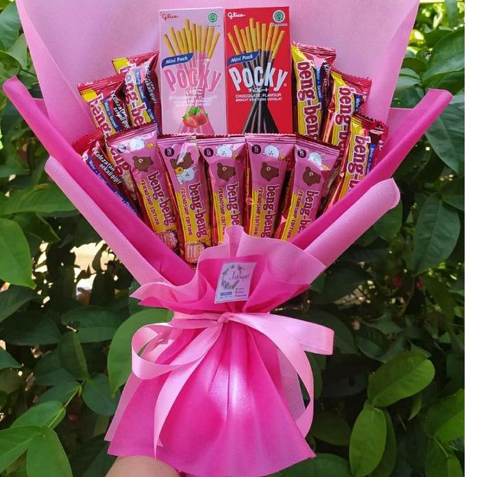 

✨11.11✨ (S) Buket Snack pink pocky /paket/bingkisan Snack Ulang Tahun/Ultah/ Wisuda/Kado/Hadiah