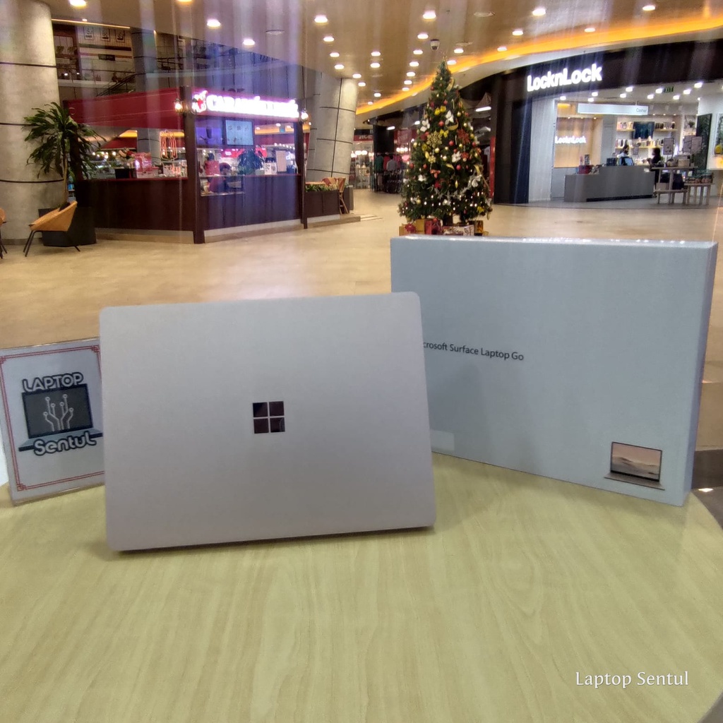 Microsoft Surface Laptop Go Intel i5 RAM 8GB 512GB SSD PixelSense Touchscreen Windows 10 Terlaris