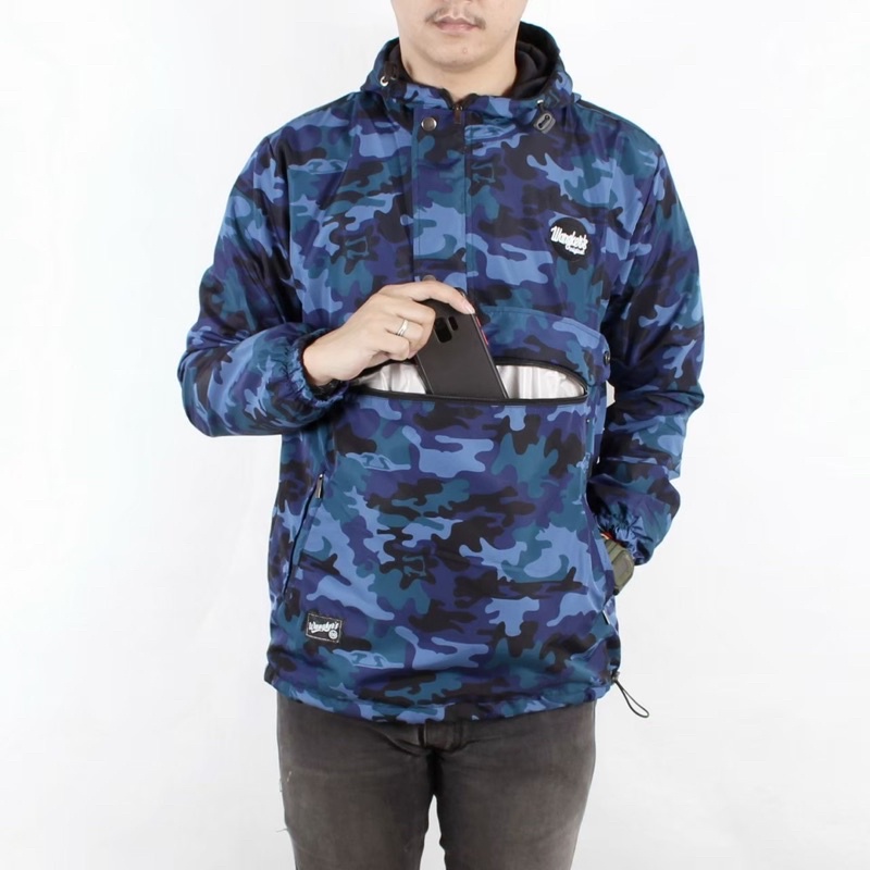 Jacket cagoule motif army