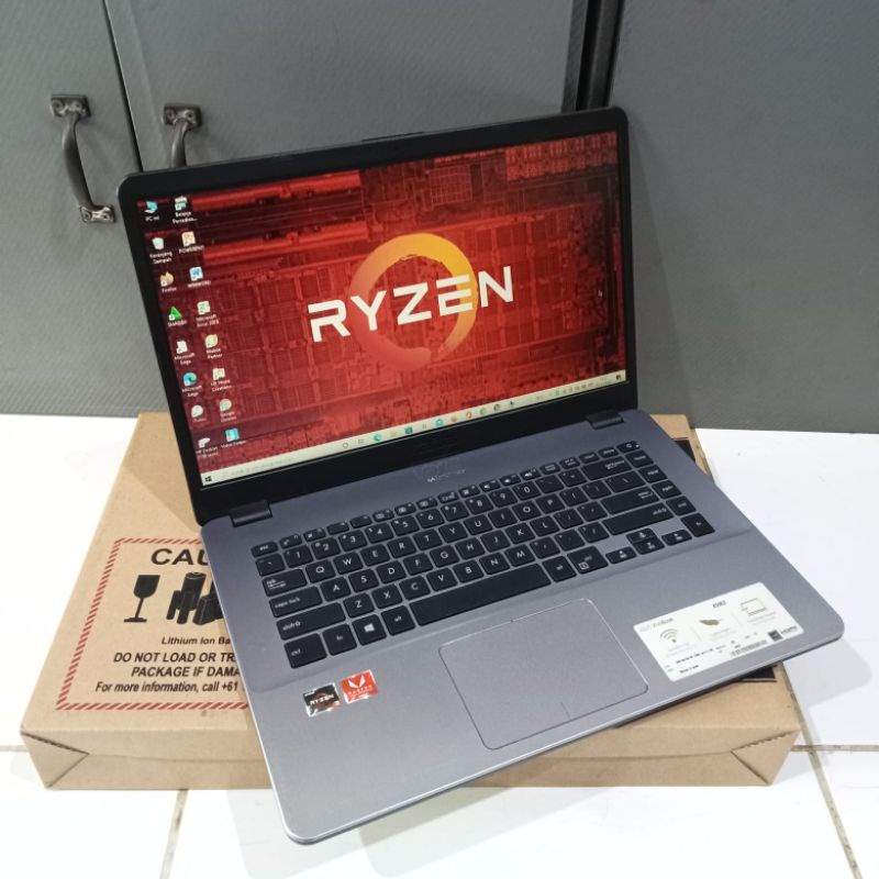 laptop Asus Vivoobook X505Z Amd ryzen 3-2200U Vga Amd radeon (TM) Vega 3 graphics