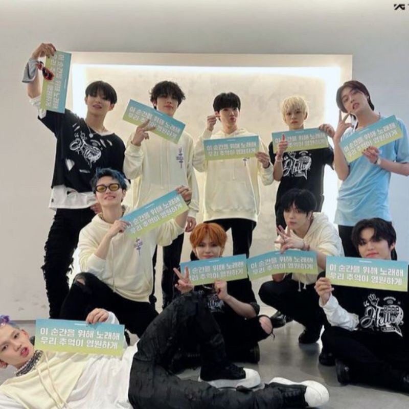 READY HOODIE TREASURE HELLO