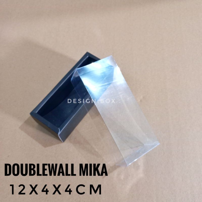 

DOUBLEWALL MIKA BOX HITAM 12X4X4CM