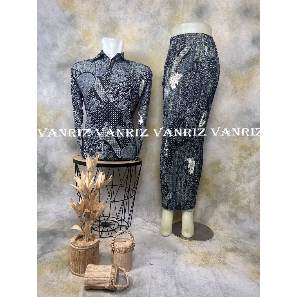 Vanriz Kebaya-Kemeja Batik Lengan Panjang Couple Rok Plisket