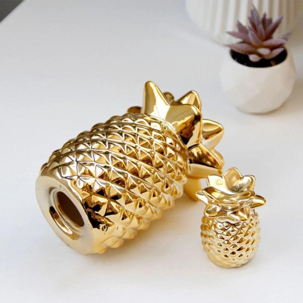 [Elegan] Ornamen Nanas Mudah Dibersihkan Electroplated Ceramic Gold Pineapple Desain Sederhana Hadiah Chaperone Gaya Nordic Alat Peraga Dekorasi