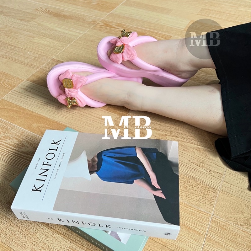 SANDAL JELLY WEDGES JEPIT JIBBITZ BEAR EVA RUBBER EMPUK RINGAN MELISSA