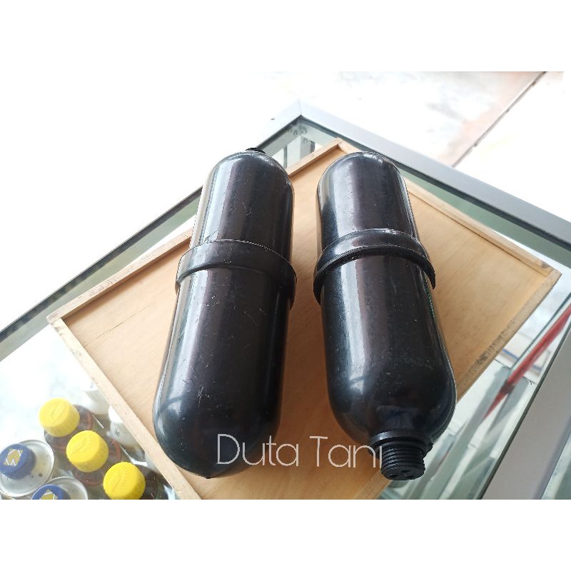 Tabung hitam tangki semprot PB malaysia