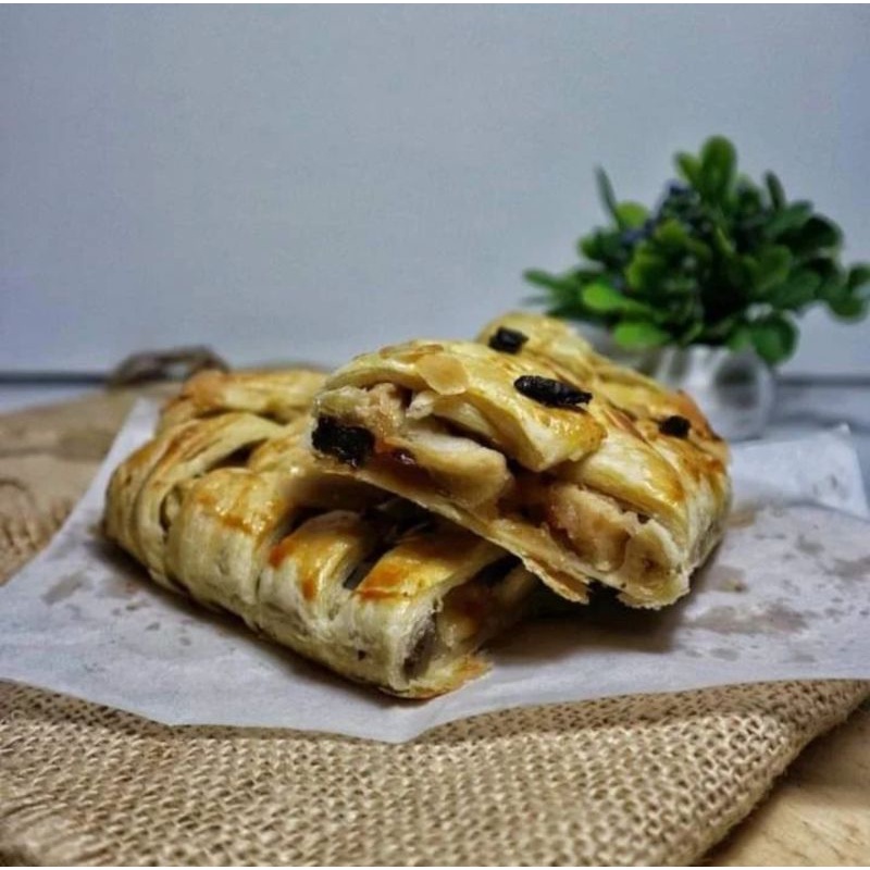 

Pizza Strudle