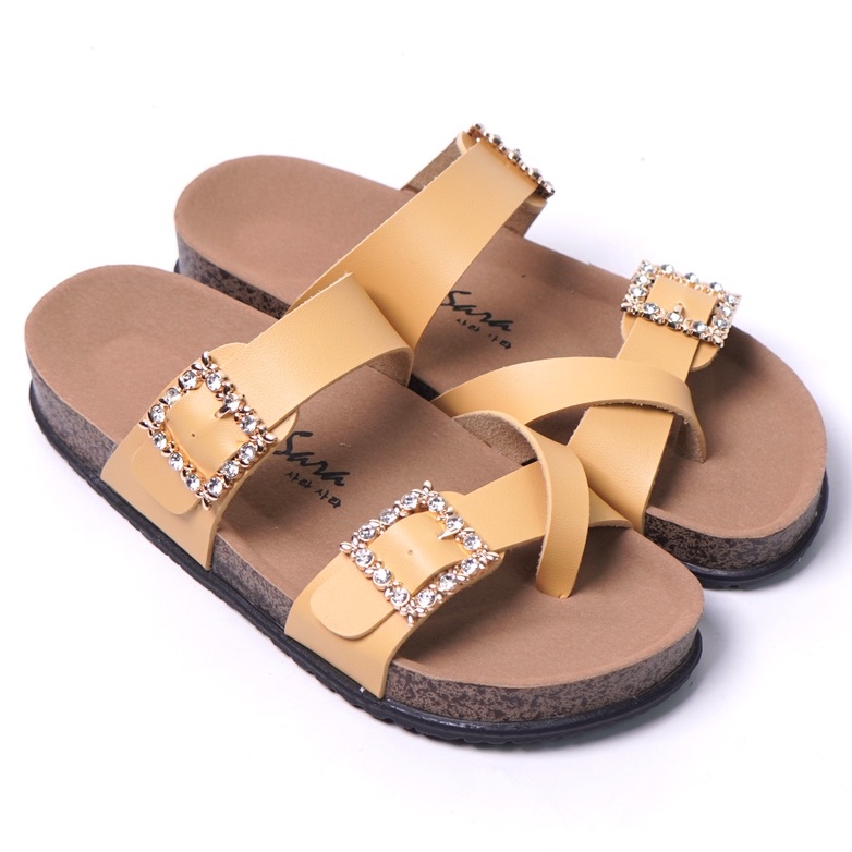 SARASARA YUK - Sandal Wanita Slop Casual Model Birken Sol Puyuh SARA SARA KIARRA Sendal Selop Cewek Kulit Santai Strap Gesper Ban dua Empuk Size 36 37 38 39 40 Warna Yellow Kuning Anti Slip Premium Original Kekinian Terbaru Shoes ORI Mall Official Store