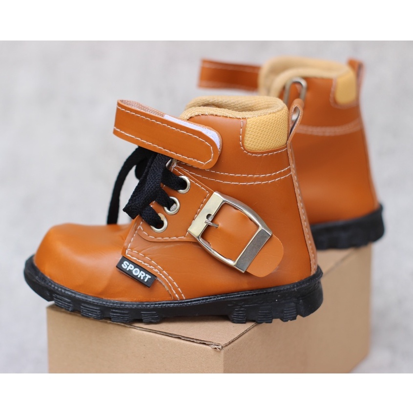 Sepatu anak laki laki sepatu anak boots unisex modis kekinian sepatu anak casual 1-3 thn