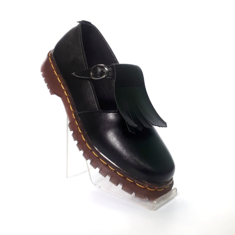 Sepatu wanita dokmart sepatu sandal wanita dokmart slip on