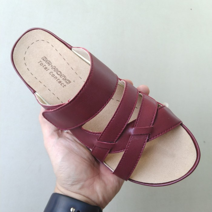 Comfort Sandal Kesehatan Wanita Dr Kong Maroon S8000235 - W .Letha