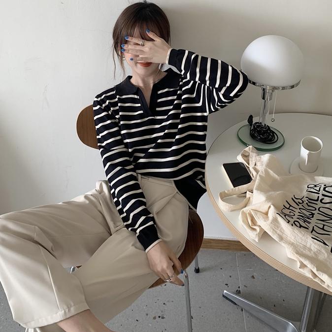 HOT SALE 【STOCK READY】Sweater Crop Garis-Garis Leher-V Top/Lengan Panjang Sweater Atasan Wanita Raju