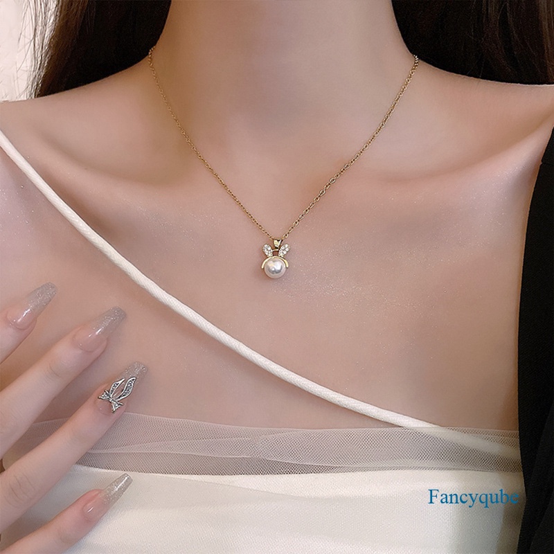 Fancyqube Musim Panas Baru Kelinci Imitasi Mutiara Kalung Wanita Semua Pertandingan Cahaya Mewah Desain Niche Klavikula Rantai Sederhana Temperame