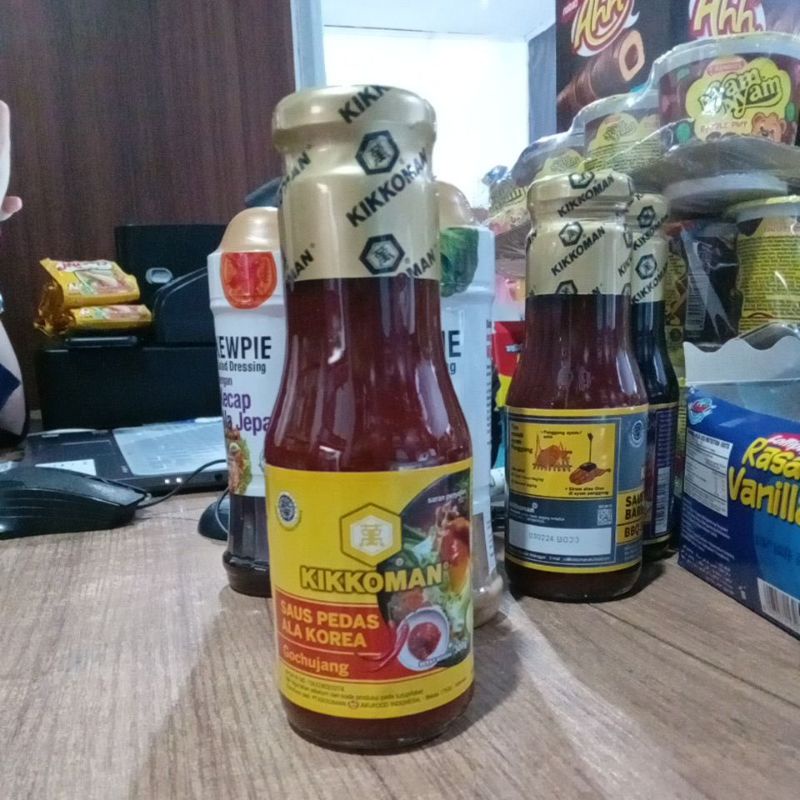 

Kikkoman Saus Pedas Ala Korea/Gochujang 300Gr