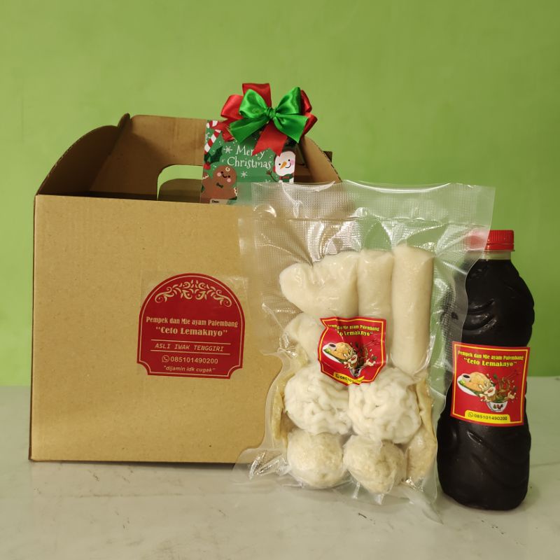 

hampers pempek