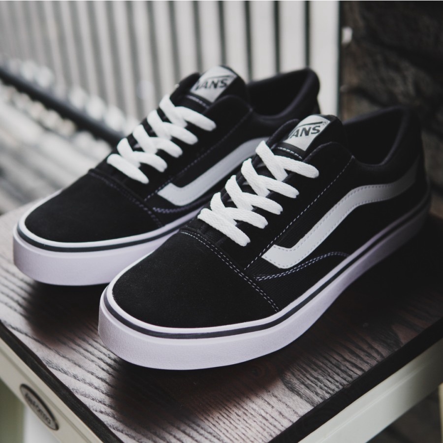 Free Box  Sepatu Vans OldSkool Black White -Sneakers Vans