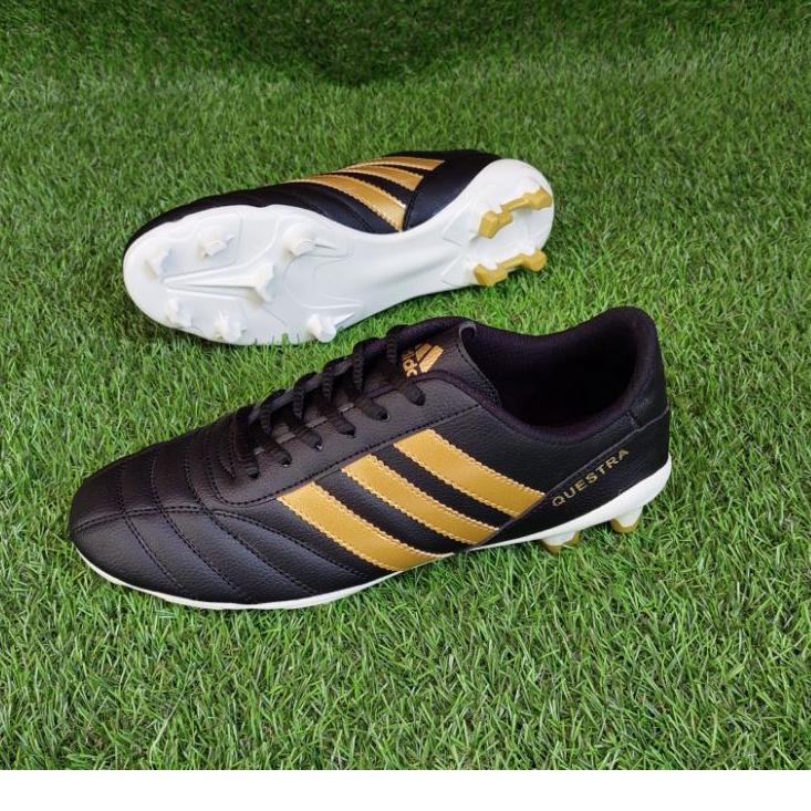 Get Now sepatu bola ukuran JUMBO. sepatu bola big size
