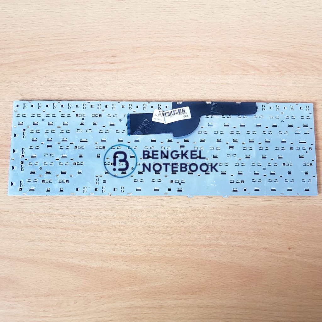 Keyboard SAMSUNG NP300E5A NP300V5A NP305E5A NP305V5A Panah Polos 15.6