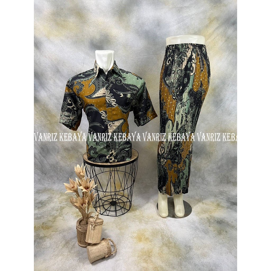 Vanriz Kebaya-Kemeja Batik Lengan Pendek Couple Rok Plisket