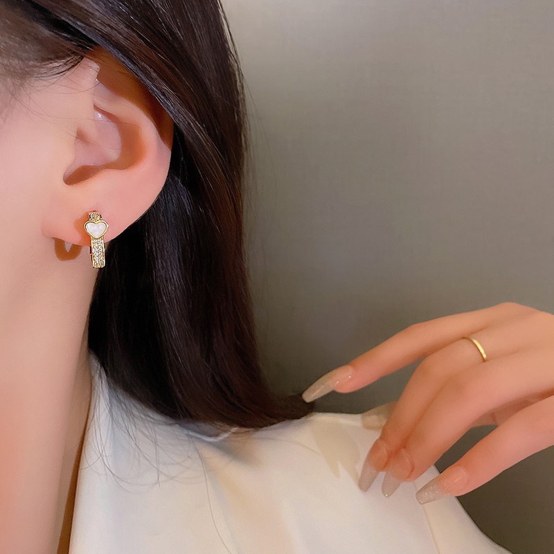 Kualitas Tinggi925 Perak Jarum Zirkon Anting Hati Fashion Wanita Anting Hoop