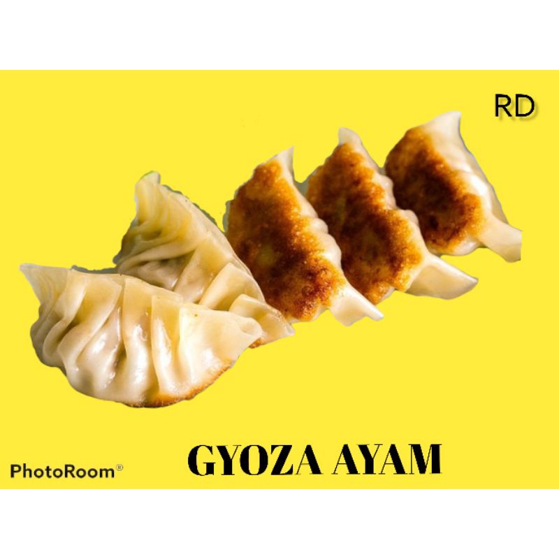 

READY !!! GYOZA AYAM FROZEN FRESH ISI 10 PCS + Chili oil