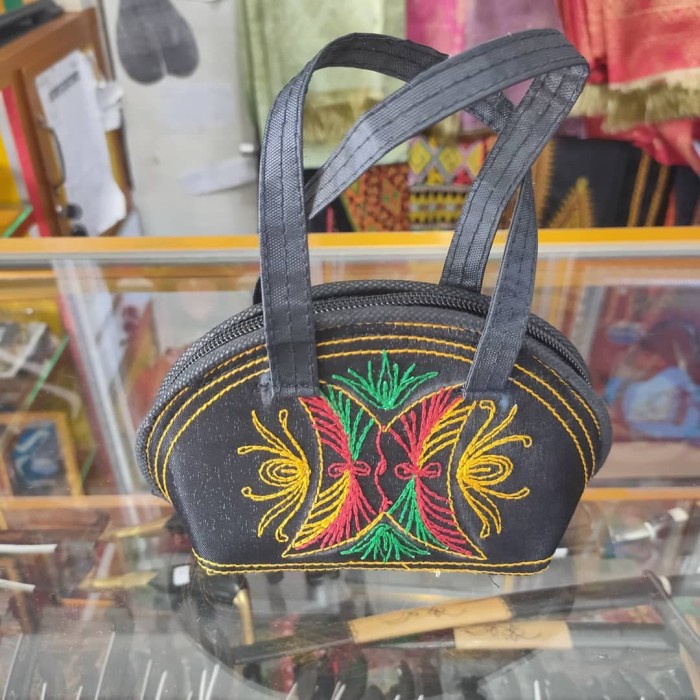 Tas keong mini prada